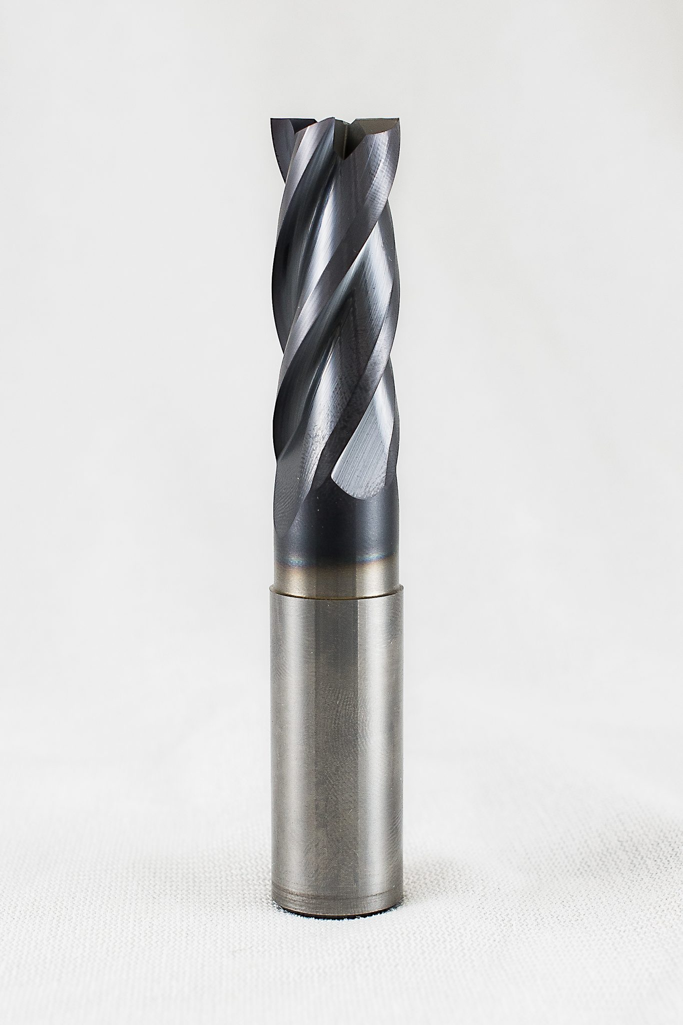 Standard End Mills Custom Tool & Grinding